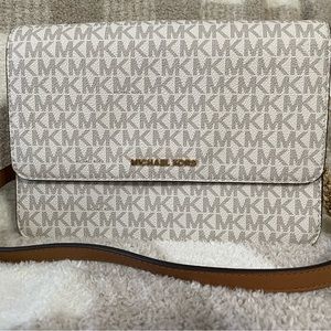 Michael Kors large signature gusset crossbody bag